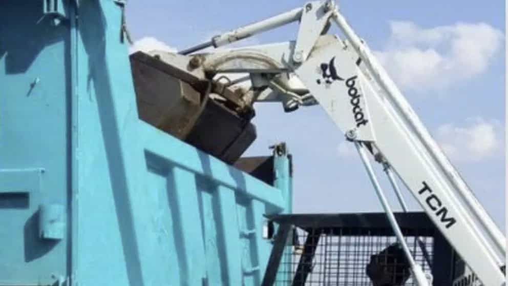 انجام عملیات خاکی با ماشین آلات راهسازی